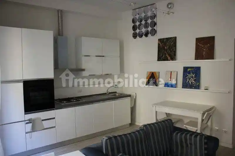 Bilocale via Giuseppe Garibaldi 47, Centro Storico - Duomo, Prato - foto 2