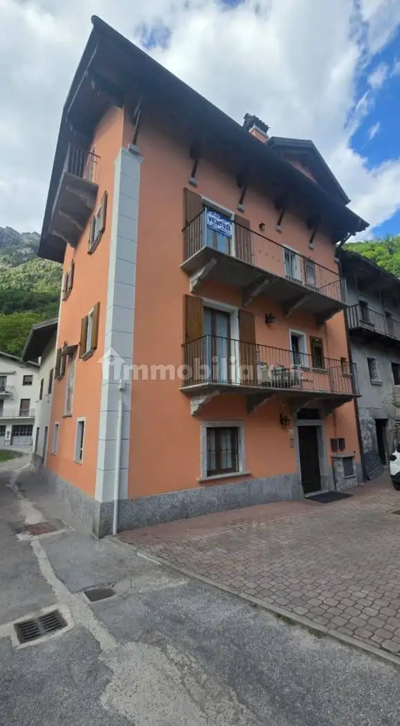 Appartamento in vendita a Baceno