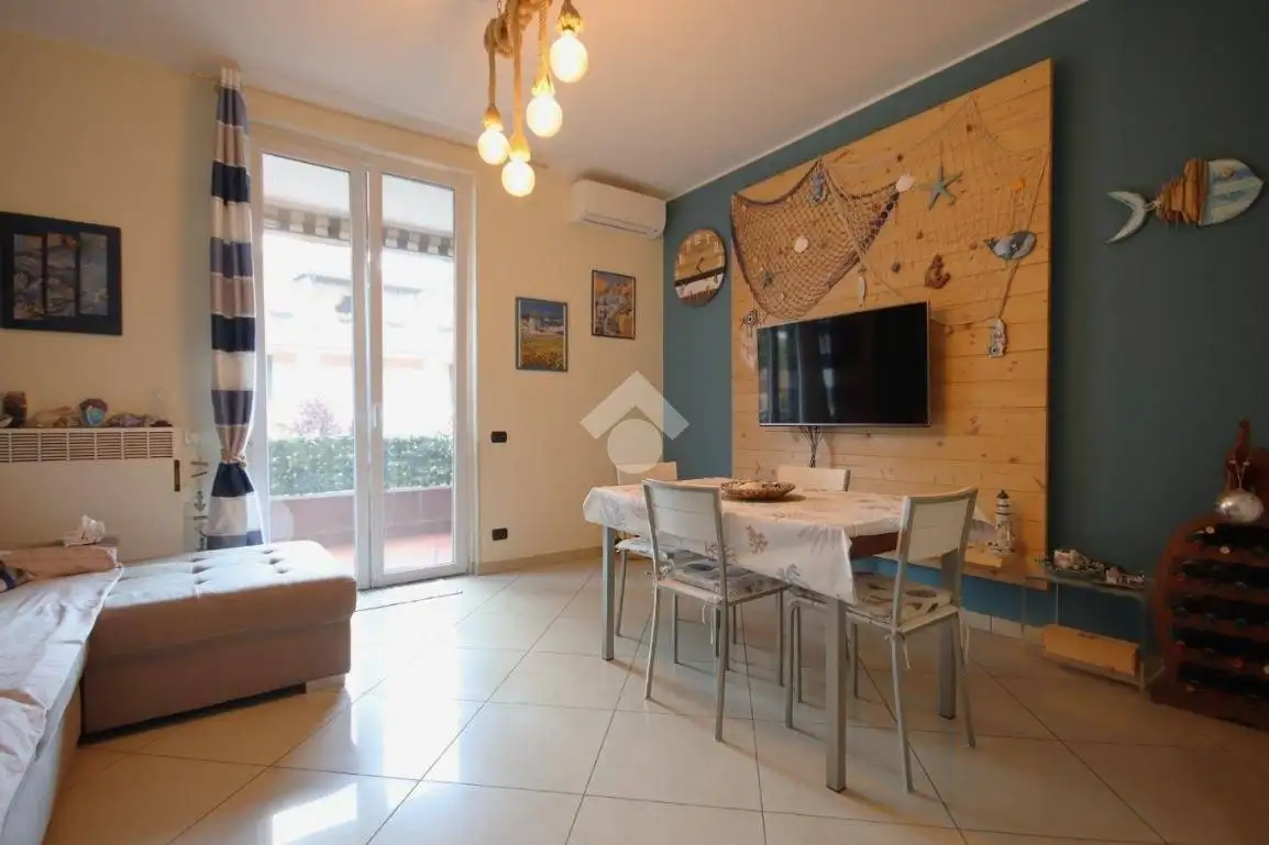 Trilocale via dei Mille 4, Centro, Barzanò - foto 2