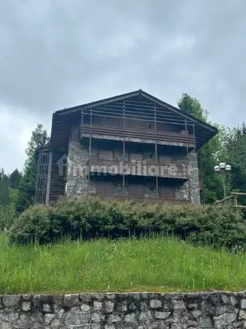 Appartamento in vendita a Forni di Sopra