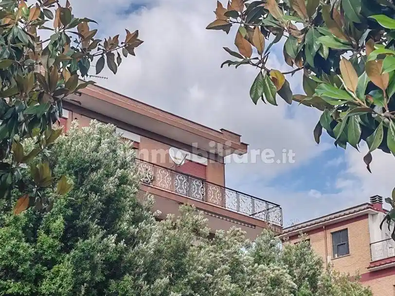 Trilocale buono stato, secondo piano, Giardinetti, Roma - foto 3