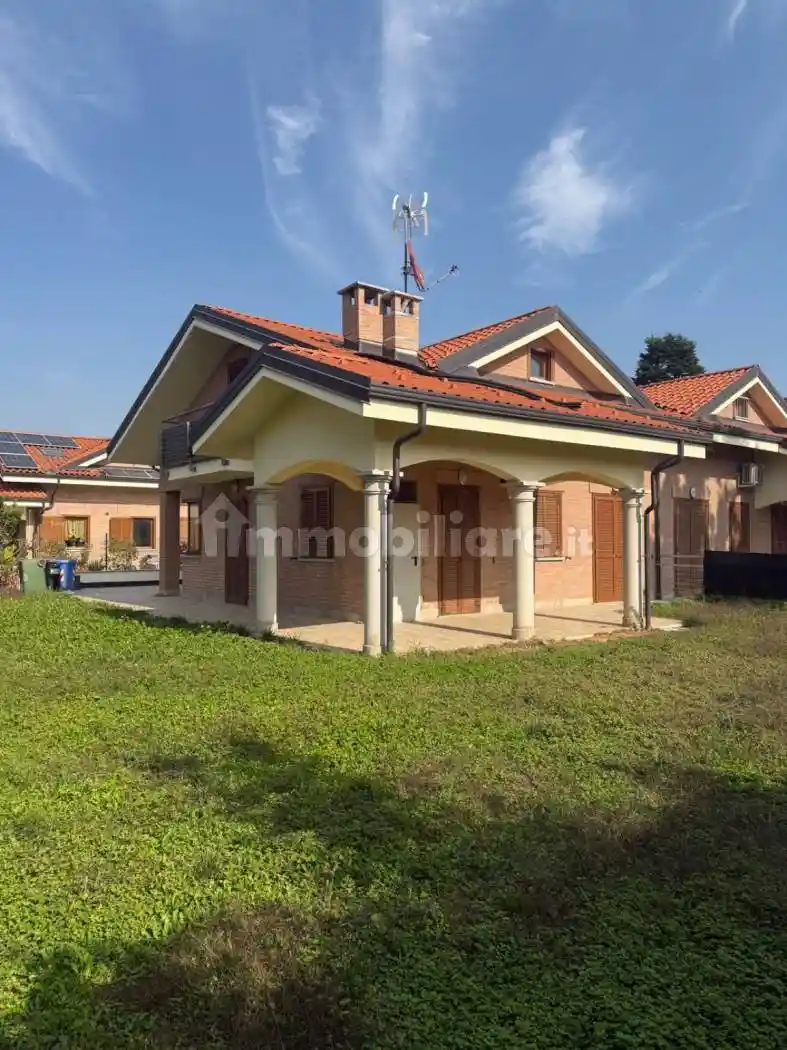 Casa indipendente in vendita a Rivalta di Torino