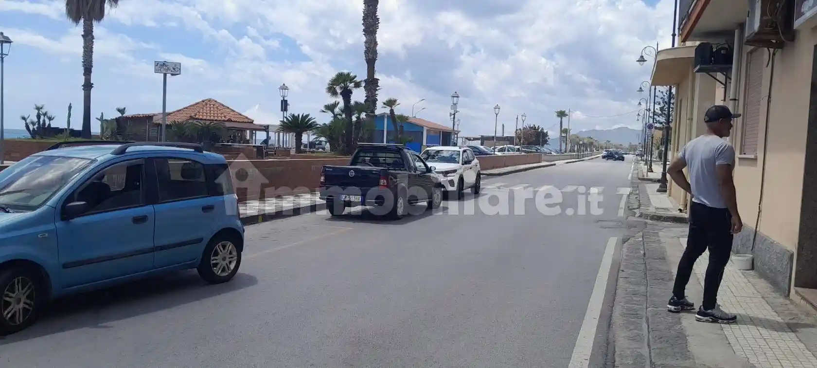 Appartamento in affitto a Nizza di Sicilia