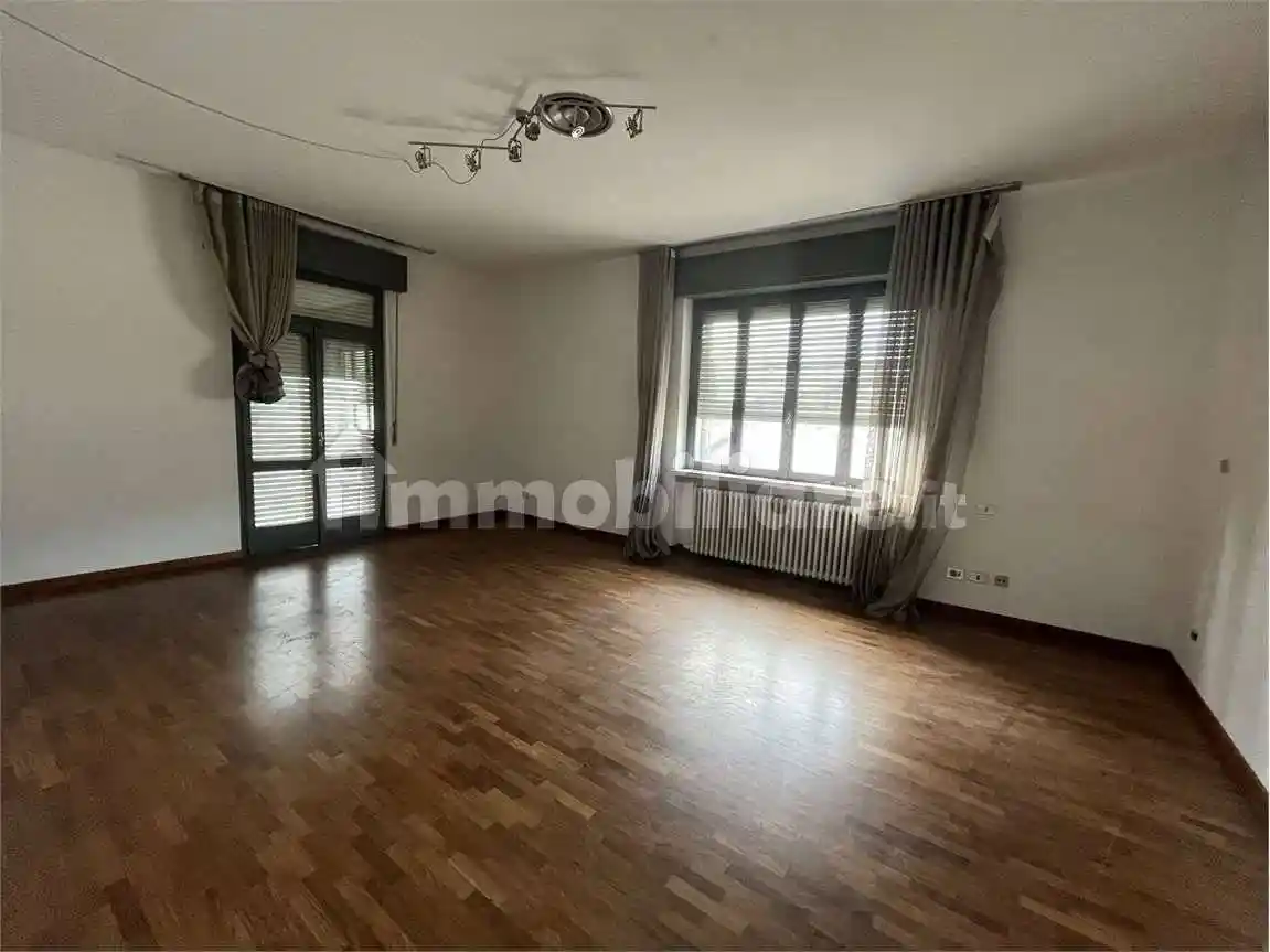 Casa indipendente in vendita a Piacenza