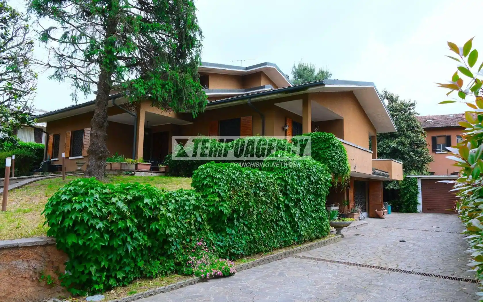 Villa in vendita a Pieve Emanuele