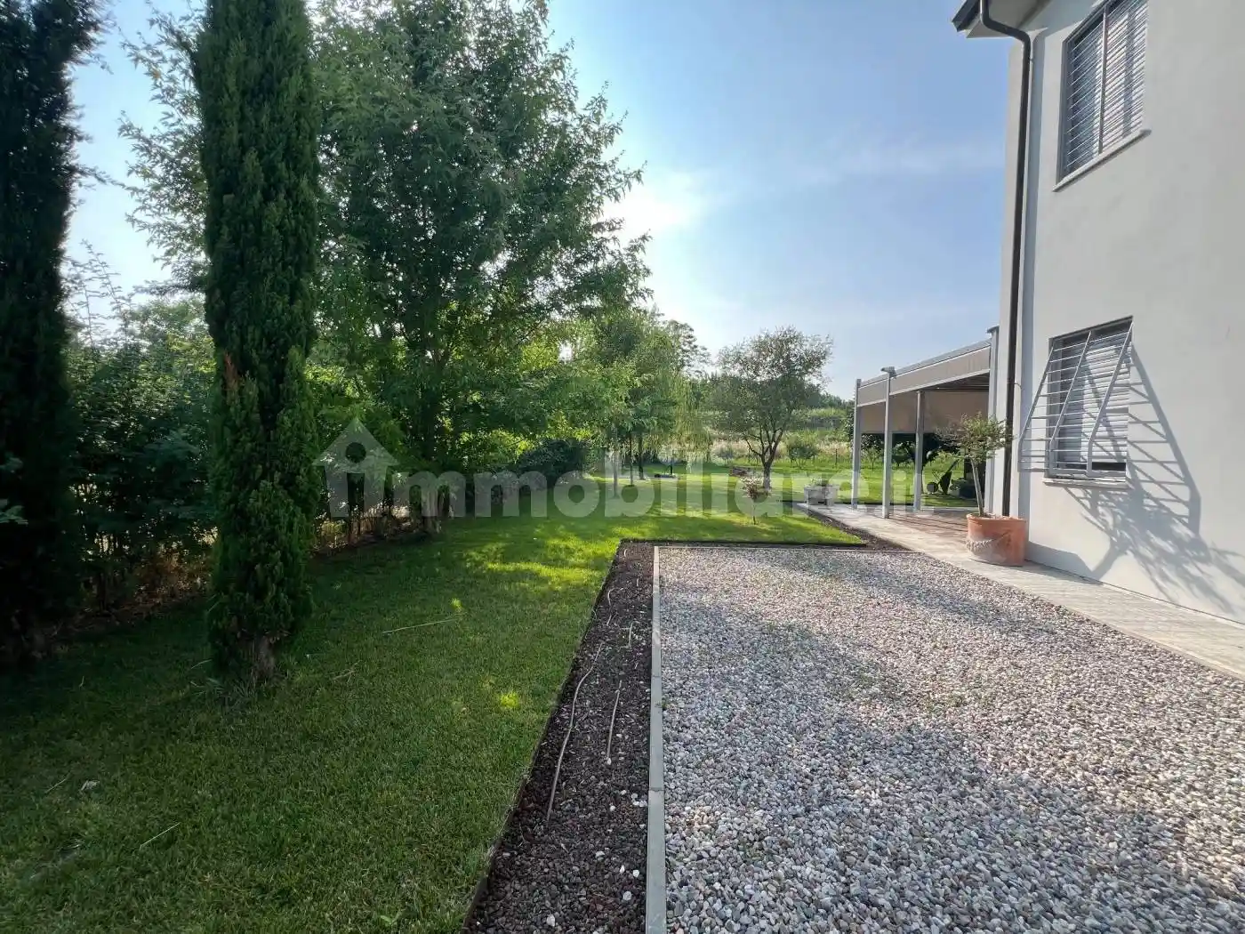 Villa in vendita a Luzzara