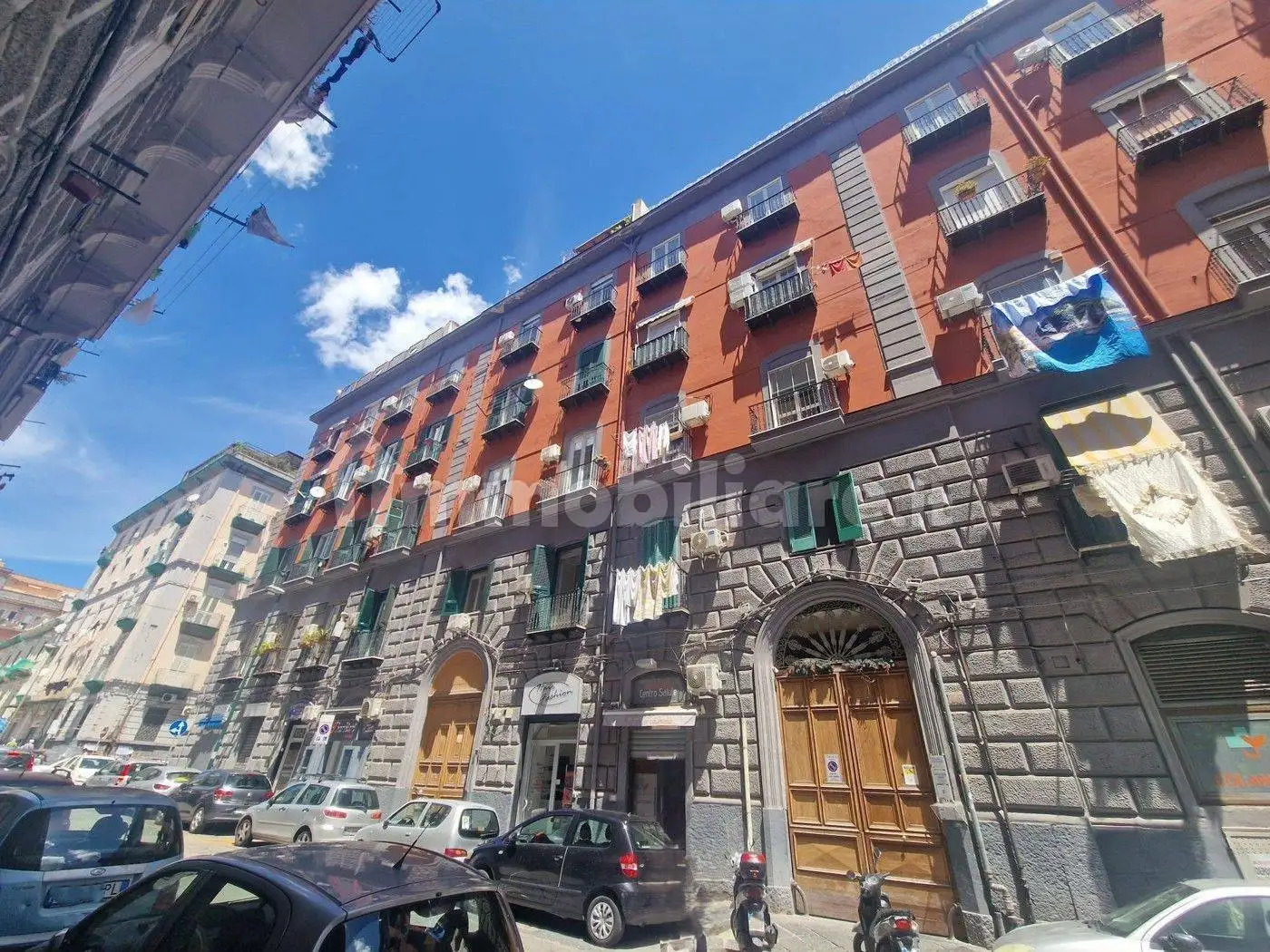 Appartamento in vendita a Napoli