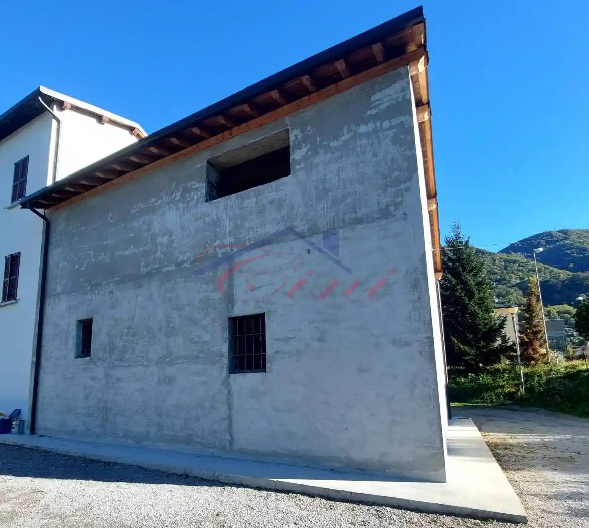 Appartamento in vendita a Calolziocorte