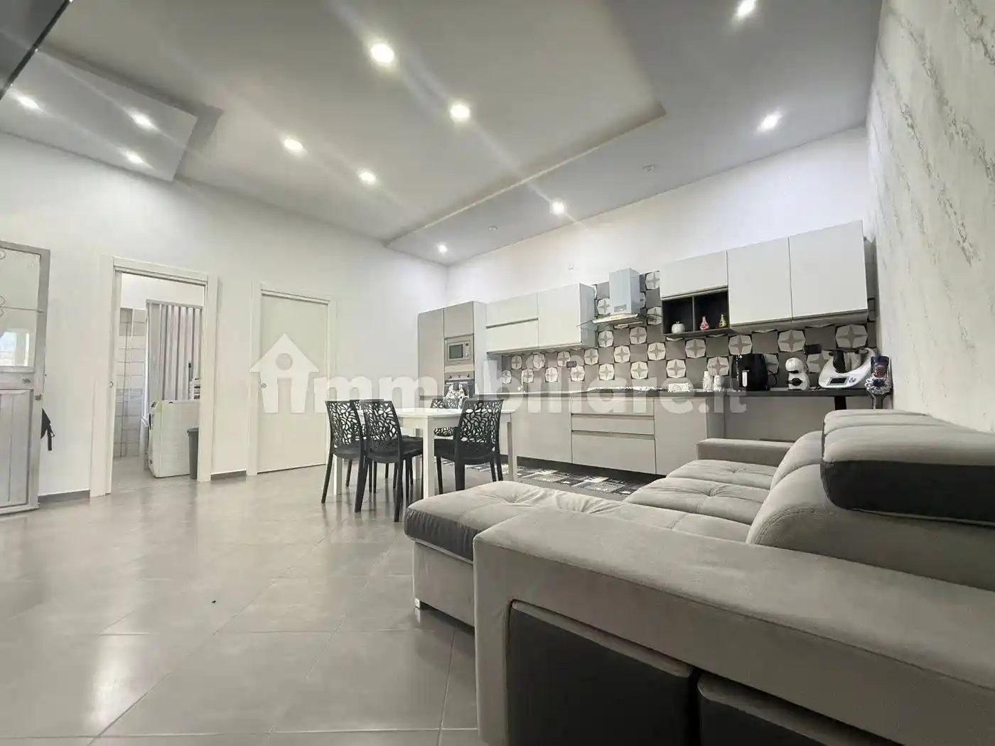 Bilocale via Vittorio Emanuele, Castello di Cisterna - foto 5