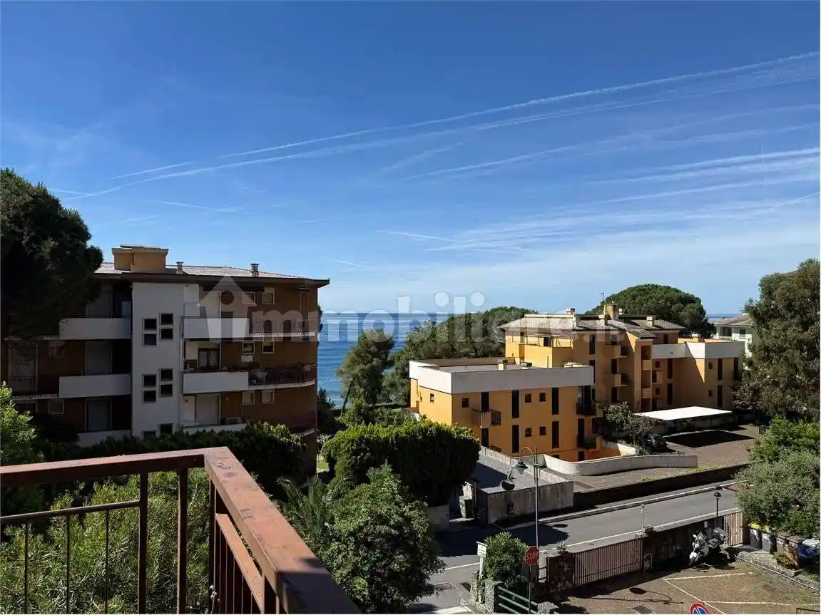 Appartamento in vendita a Arenzano