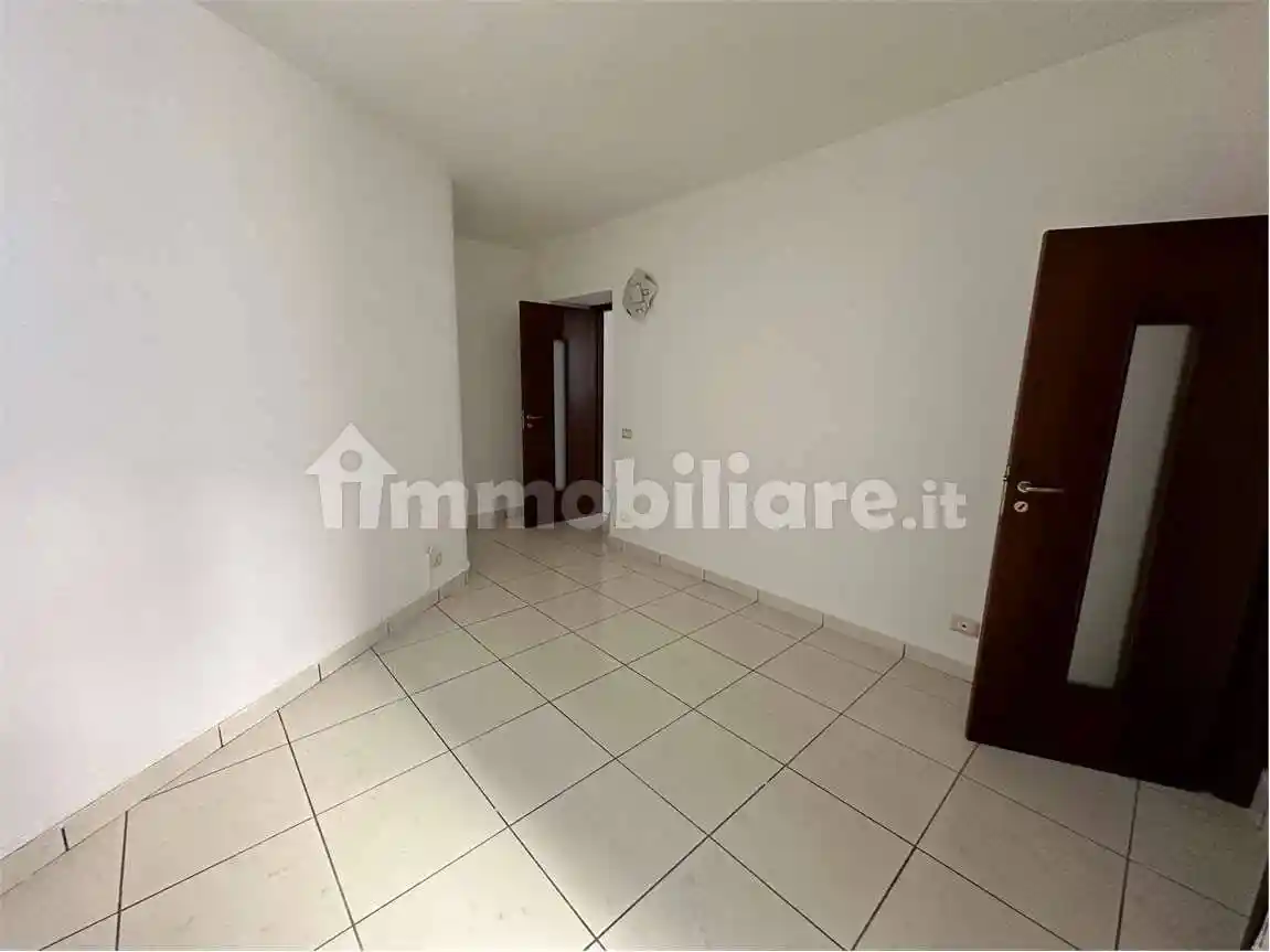 Trilocale ottimo stato, primo piano, Centro, Vallo della Lucania - foto 5