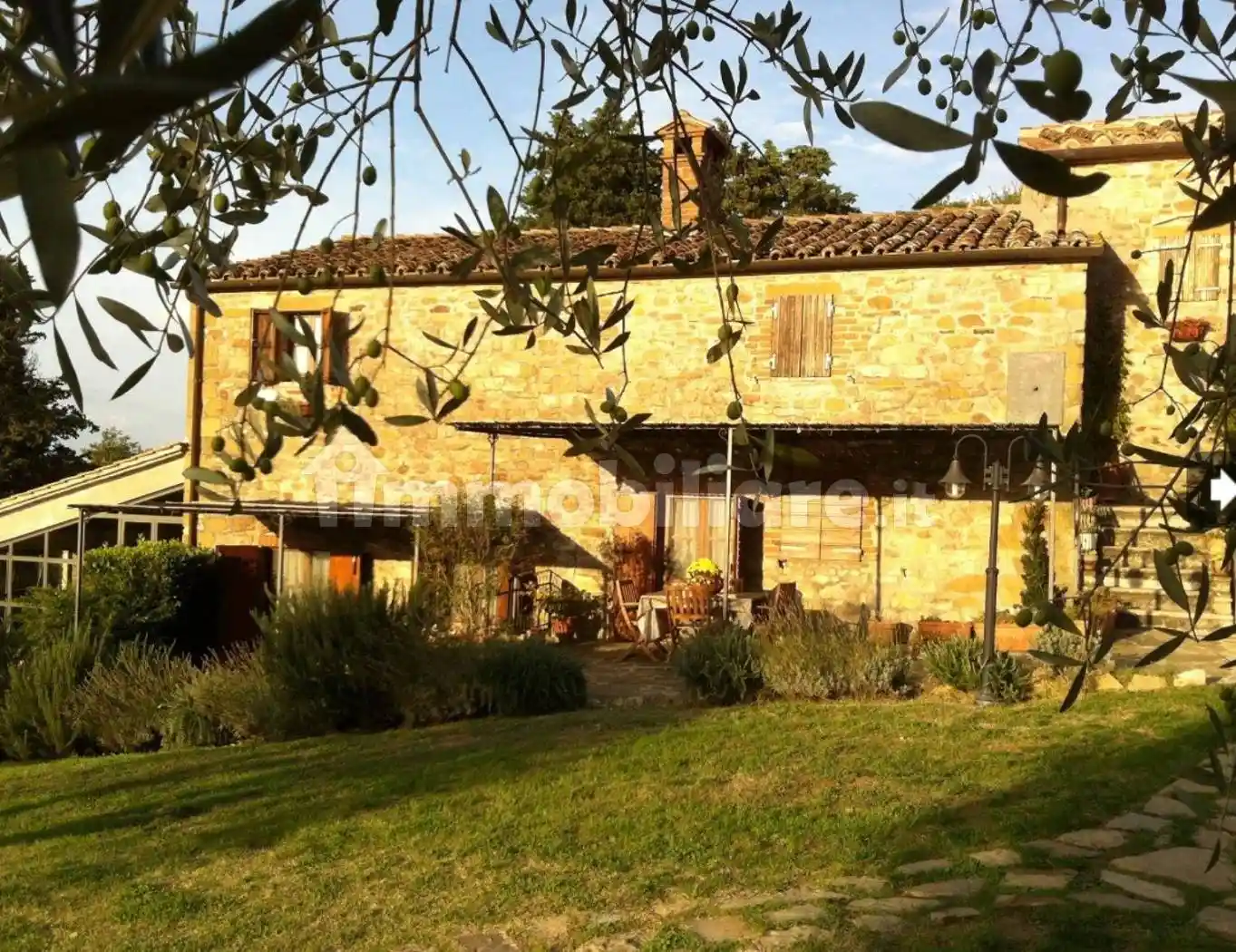 Rustico - Casale in vendita a Passignano sul Trasimeno