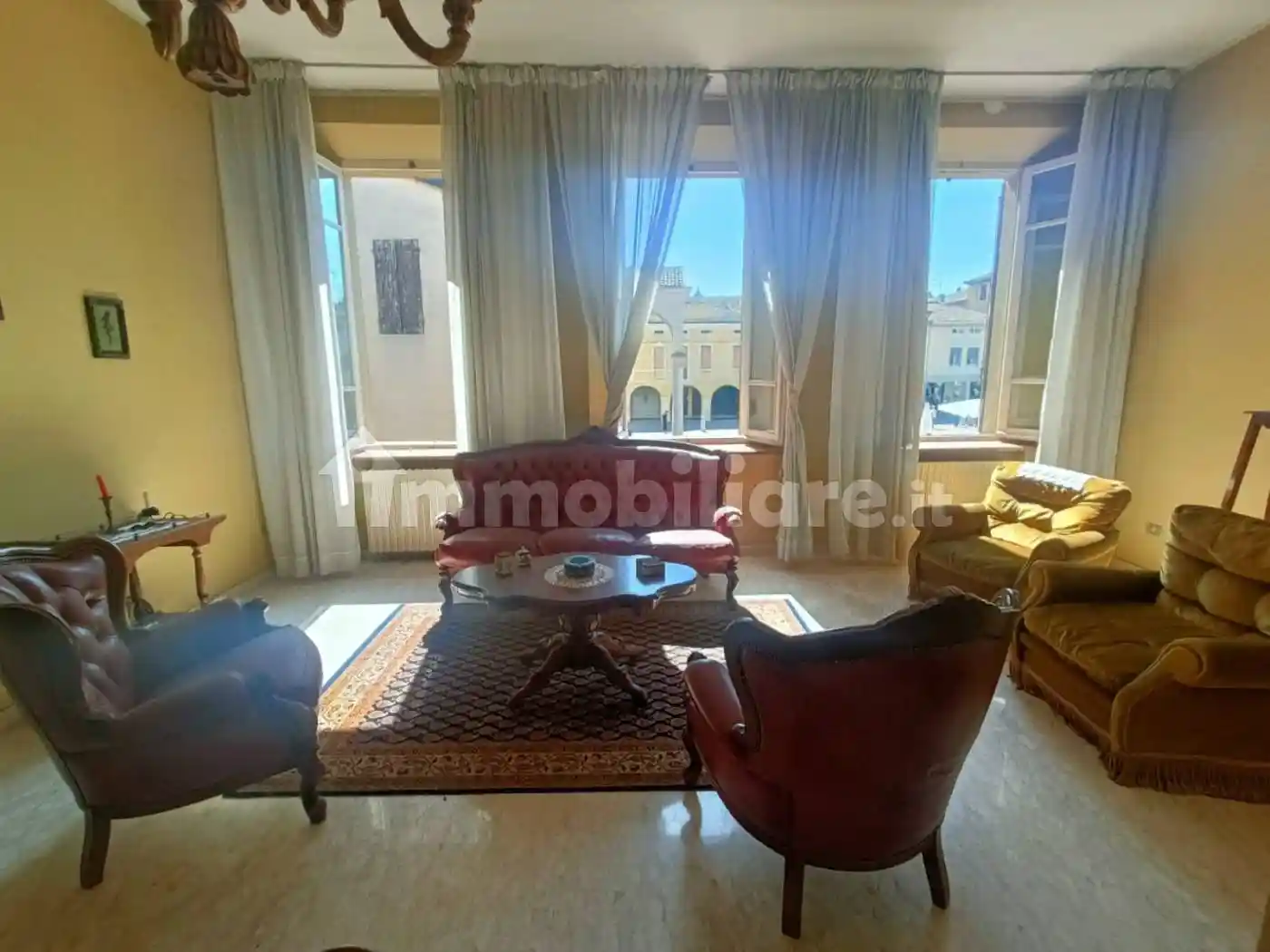 Casa indipendente in vendita a Brescello