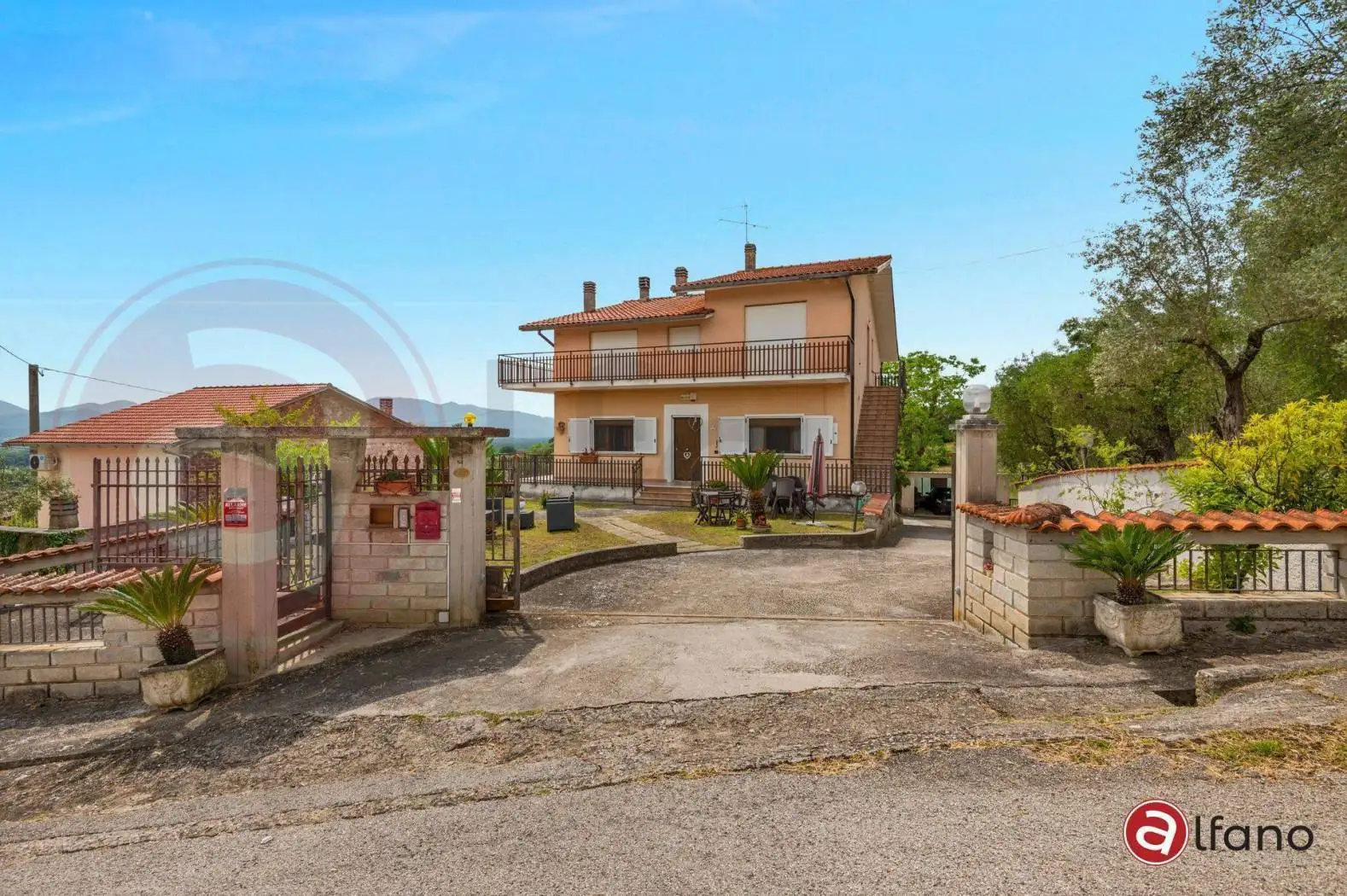 Casa indipendente in vendita a Colfelice