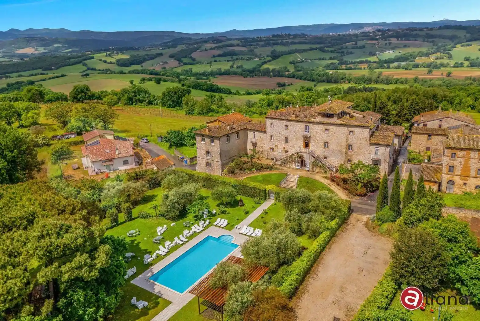 Rustico - Casale in vendita a Massa Martana