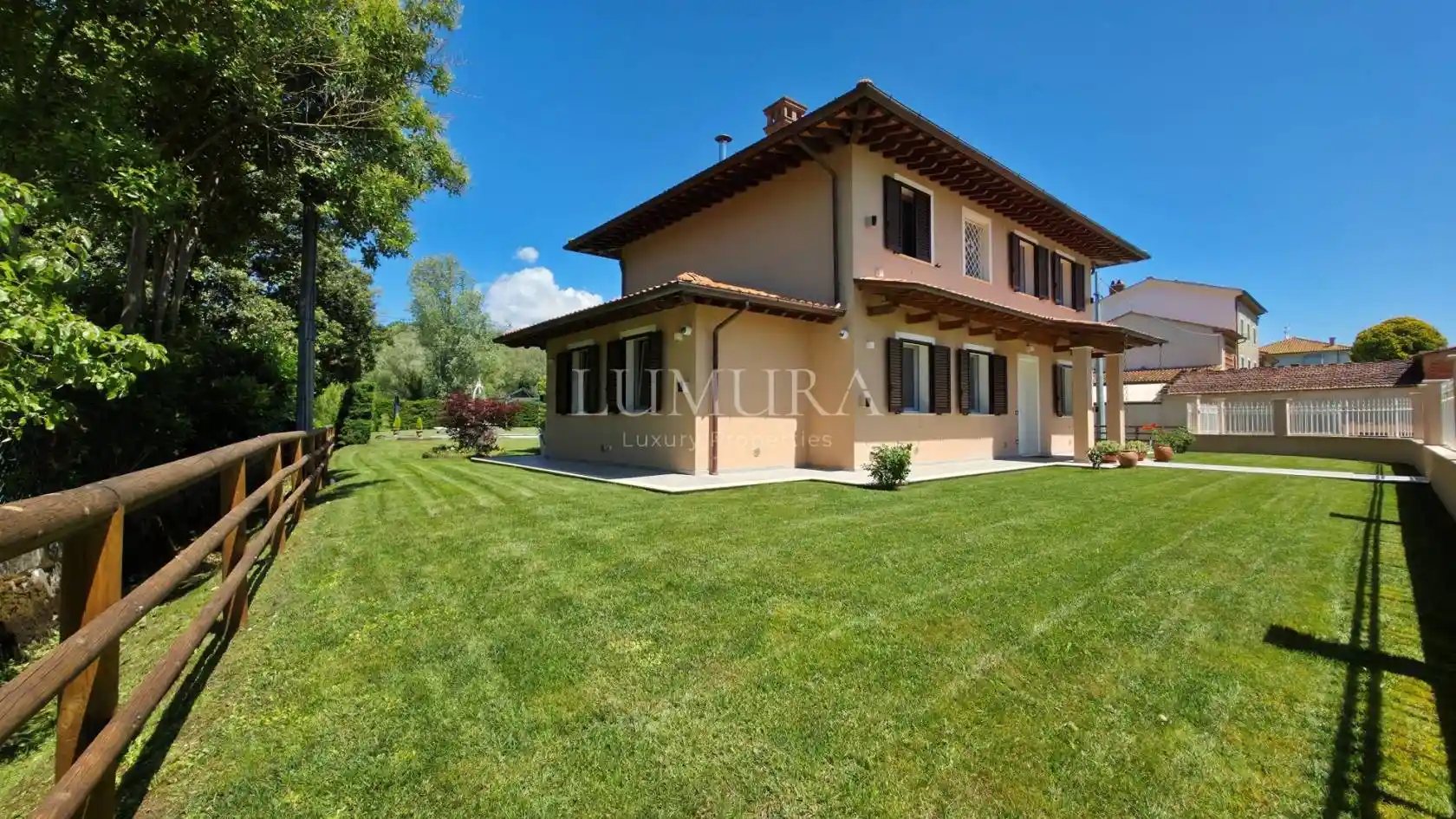 Villa in vendita a Capannori