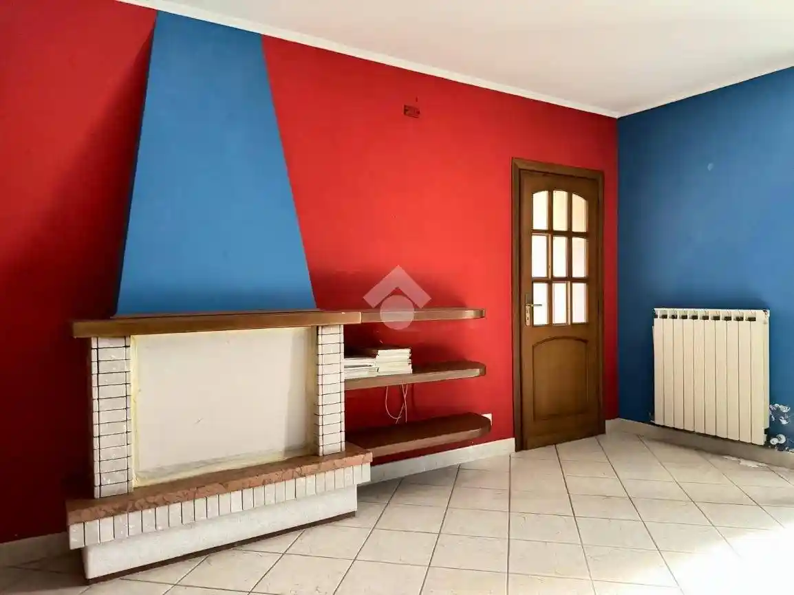 Appartamento in vendita a Caprarola