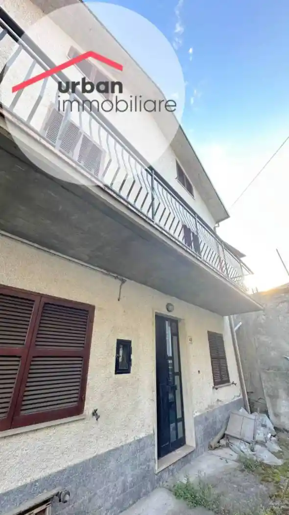 Terratetto unifamiliare via Nazionale 46, Castel di Ieri - foto 2