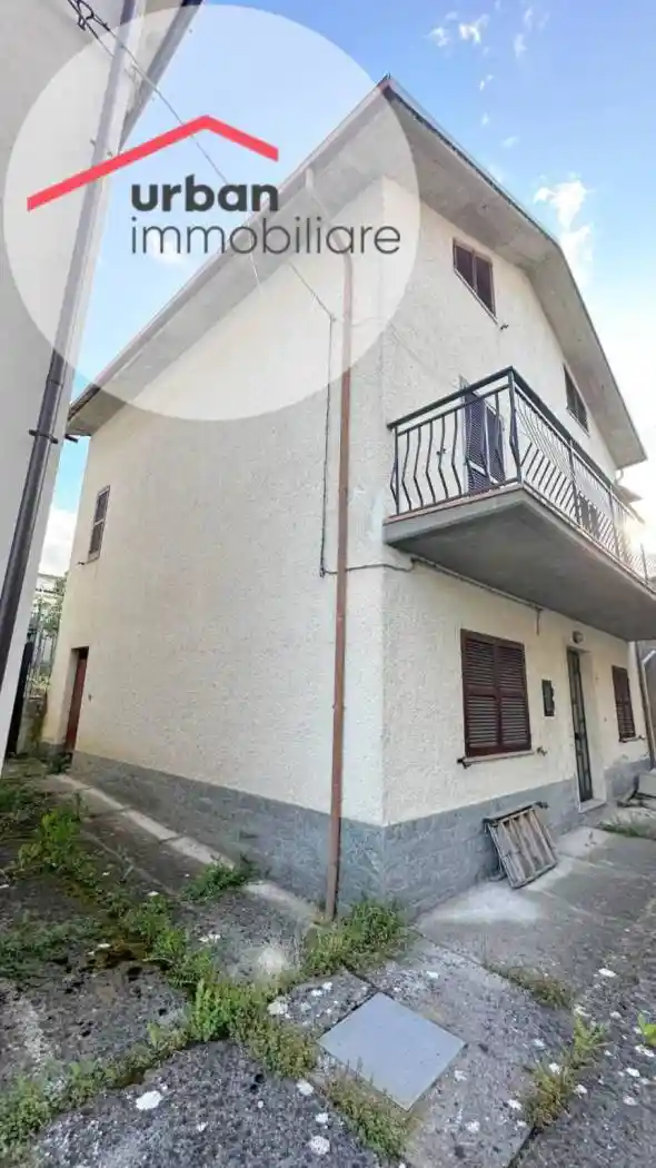 Terratetto unifamiliare via Nazionale 46, Castel di Ieri - foto 3