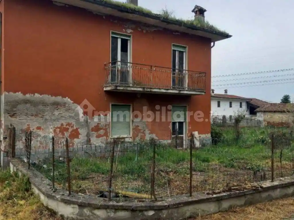 Villa unifamiliare, da ristrutturare, 145 m², Cornovecchio - foto 2