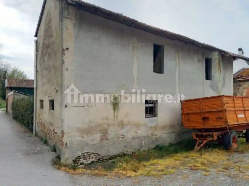 Villa unifamiliare, da ristrutturare, 145 m², Cornovecchio - foto 3