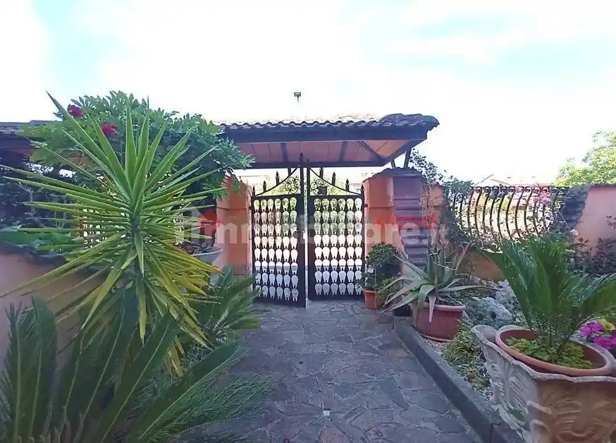 Villa plurifamiliare via Marzabotto, 8, Gattone - Isole, Aprilia - foto 2