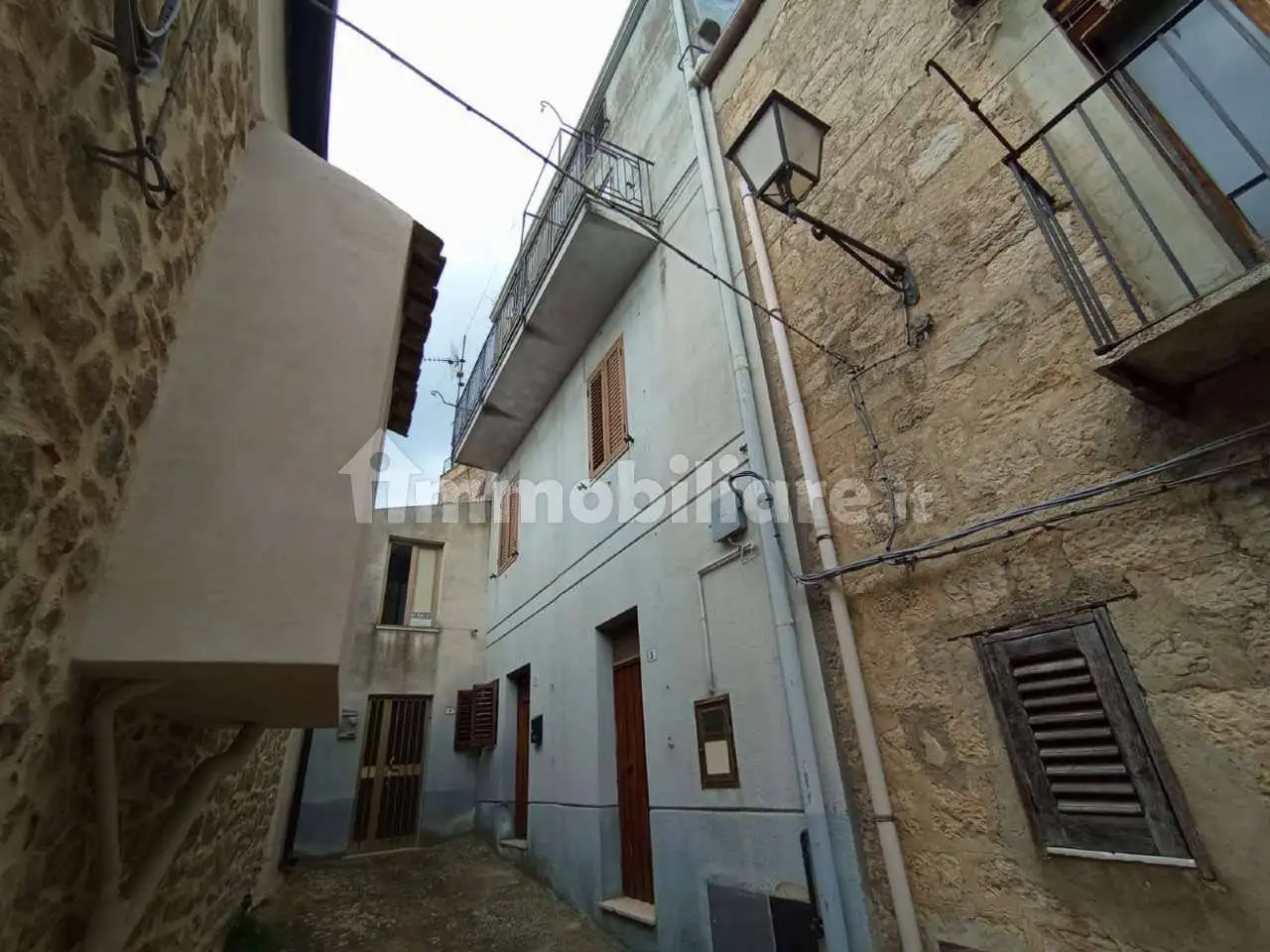 Palazzo - Edificio in vendita a Gangi