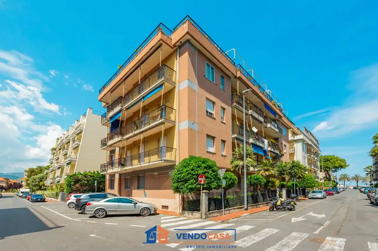 Appartamento in vendita a Albenga