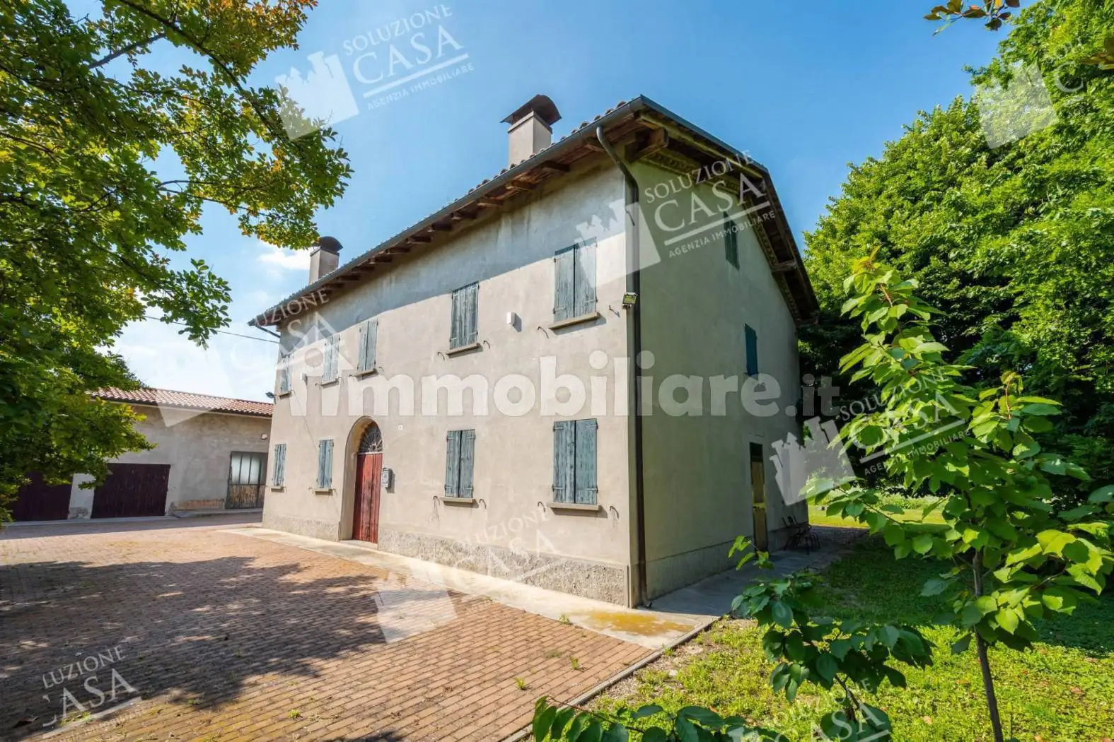 Casa indipendente in vendita a Cento