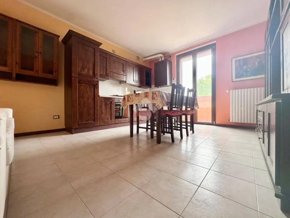 Appartamento in vendita a Castelgerundo