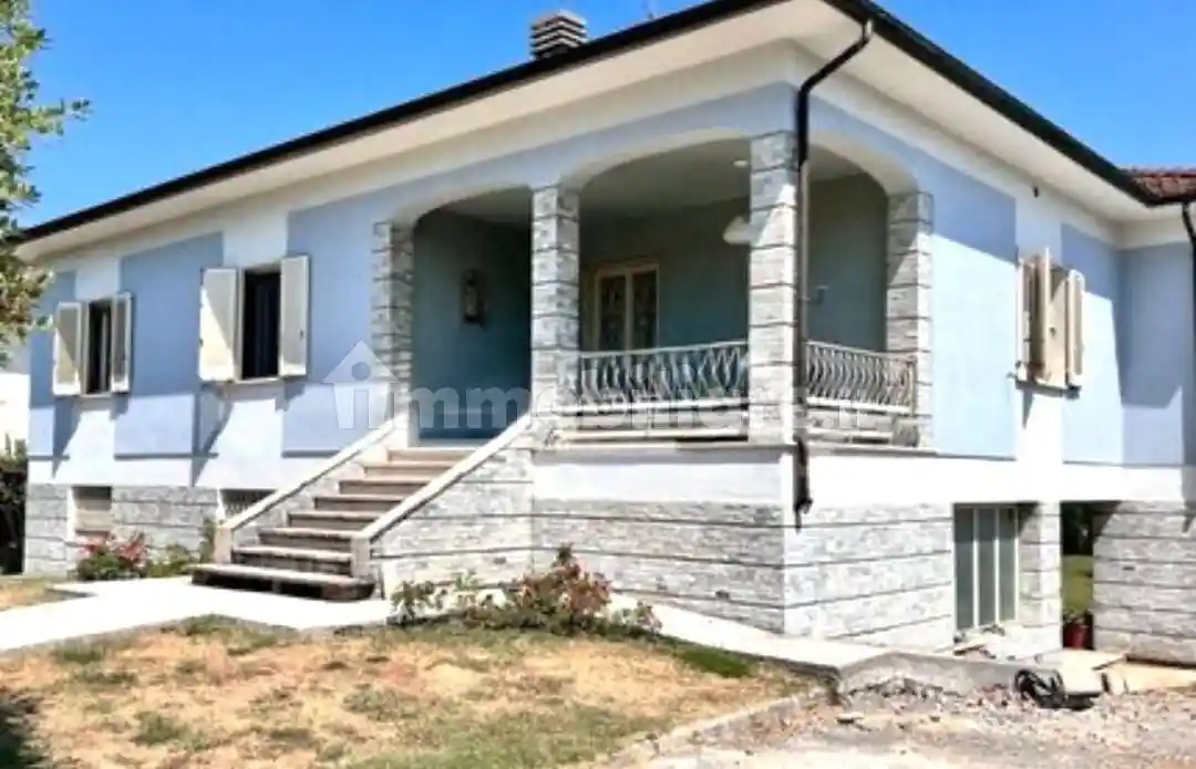 Villa in vendita a Lucca