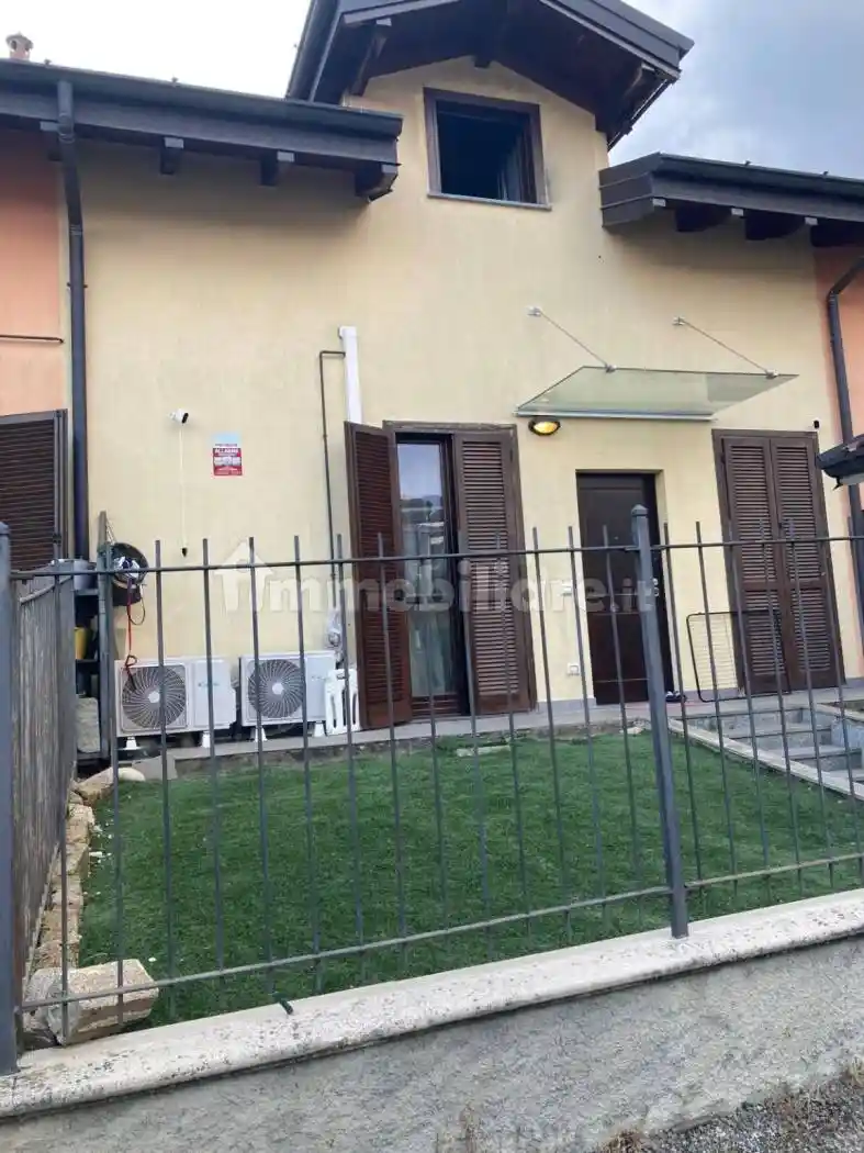 Villetta a schiera in affitto a Olgiate Comasco
