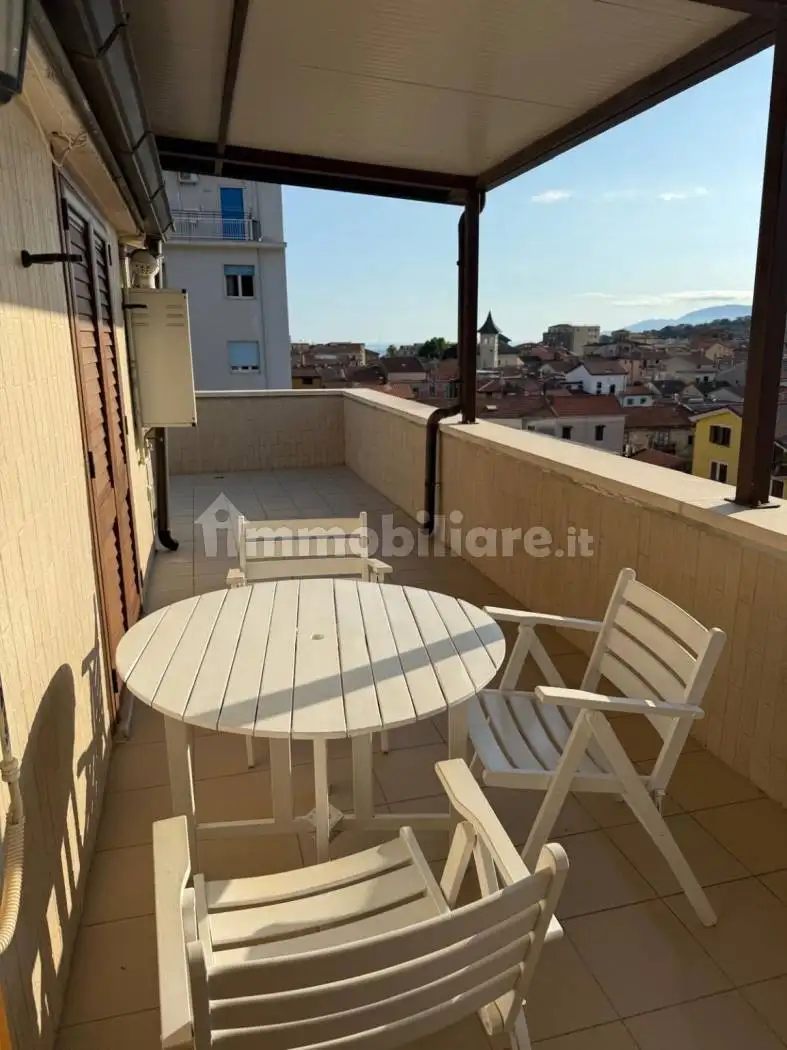 Appartamento in affitto a Sapri