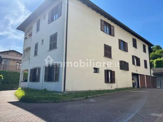 Trilocale via Vittorio Veneto, Centro, Cassina Rizzardi - foto 2