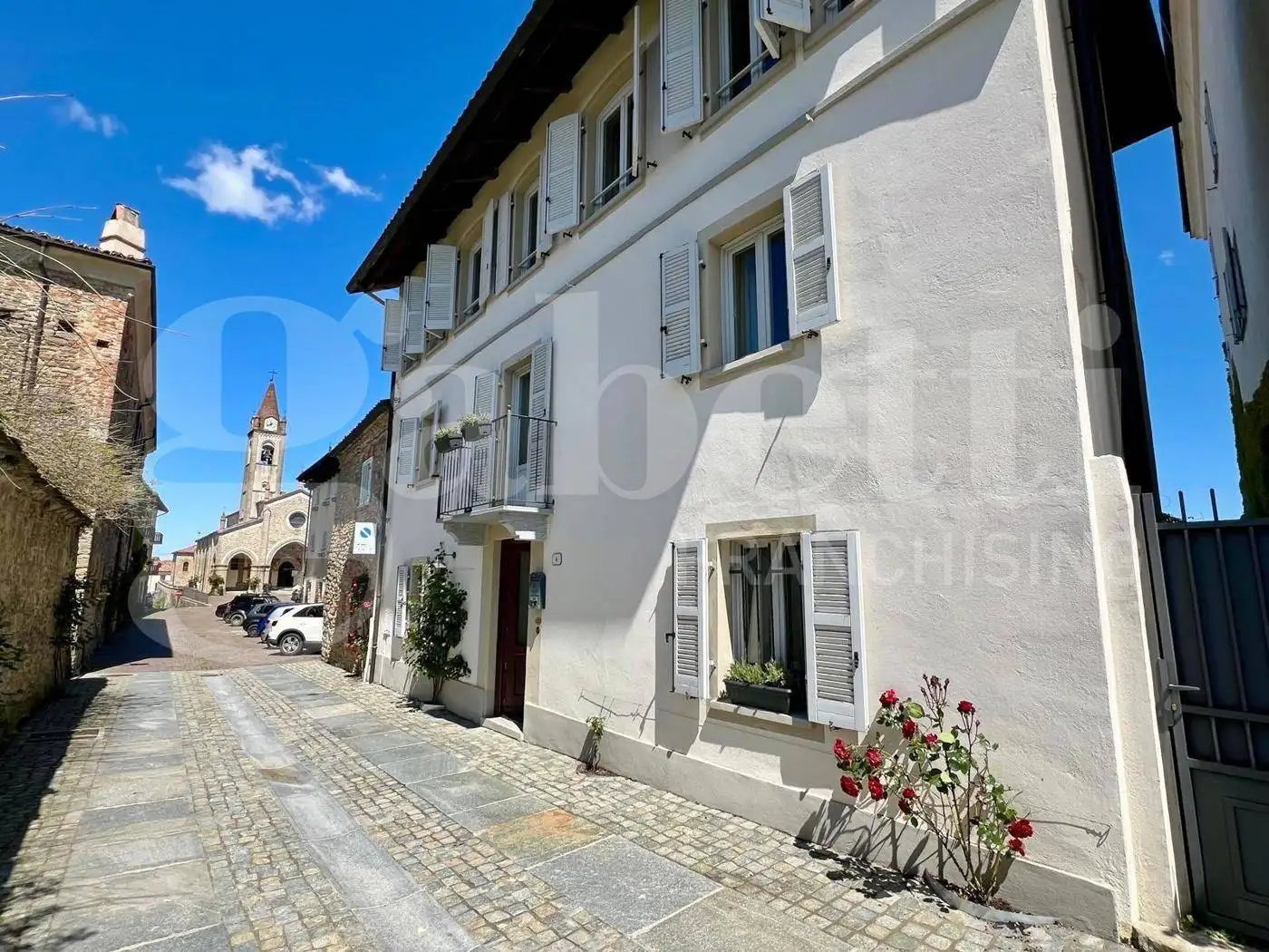 Casa indipendente in vendita a Bossolasco