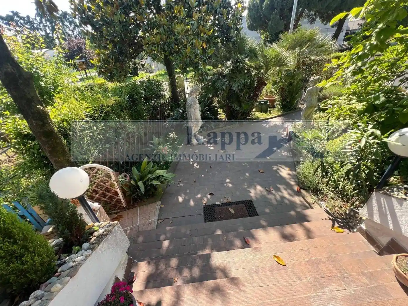 Villa in vendita a Cassina de' Pecchi