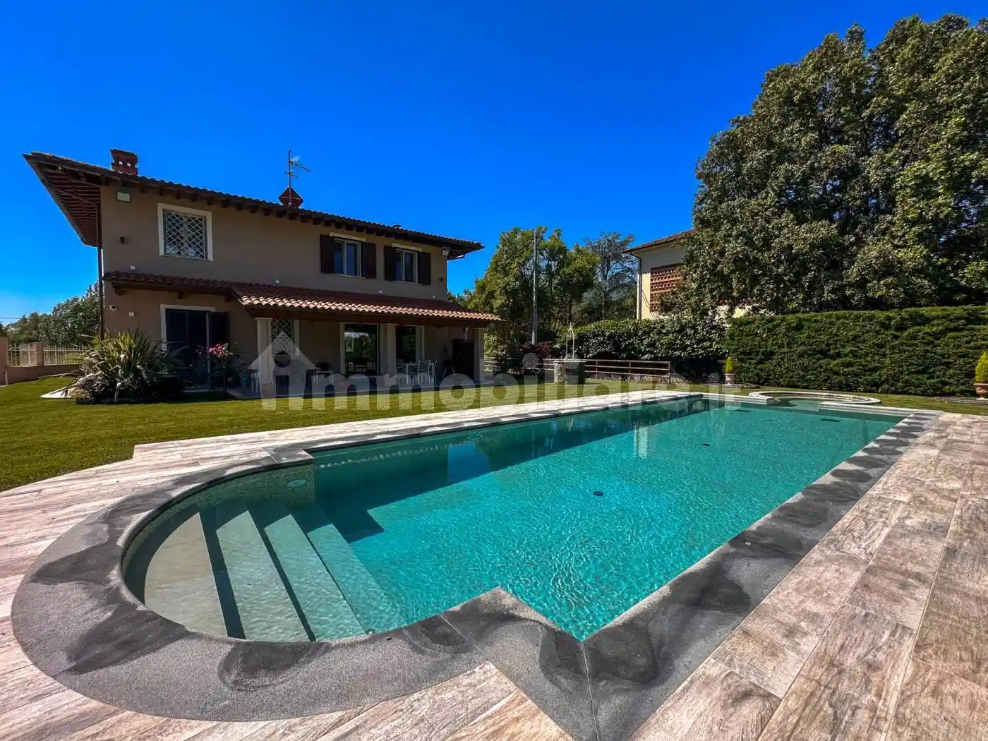 Villa in vendita a Capannori