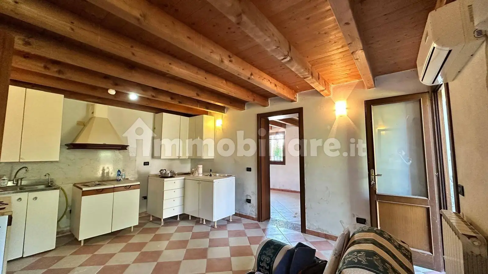 Terratetto unifamiliare via Madonnina 715, Centro, Arquà Polesine - foto 2