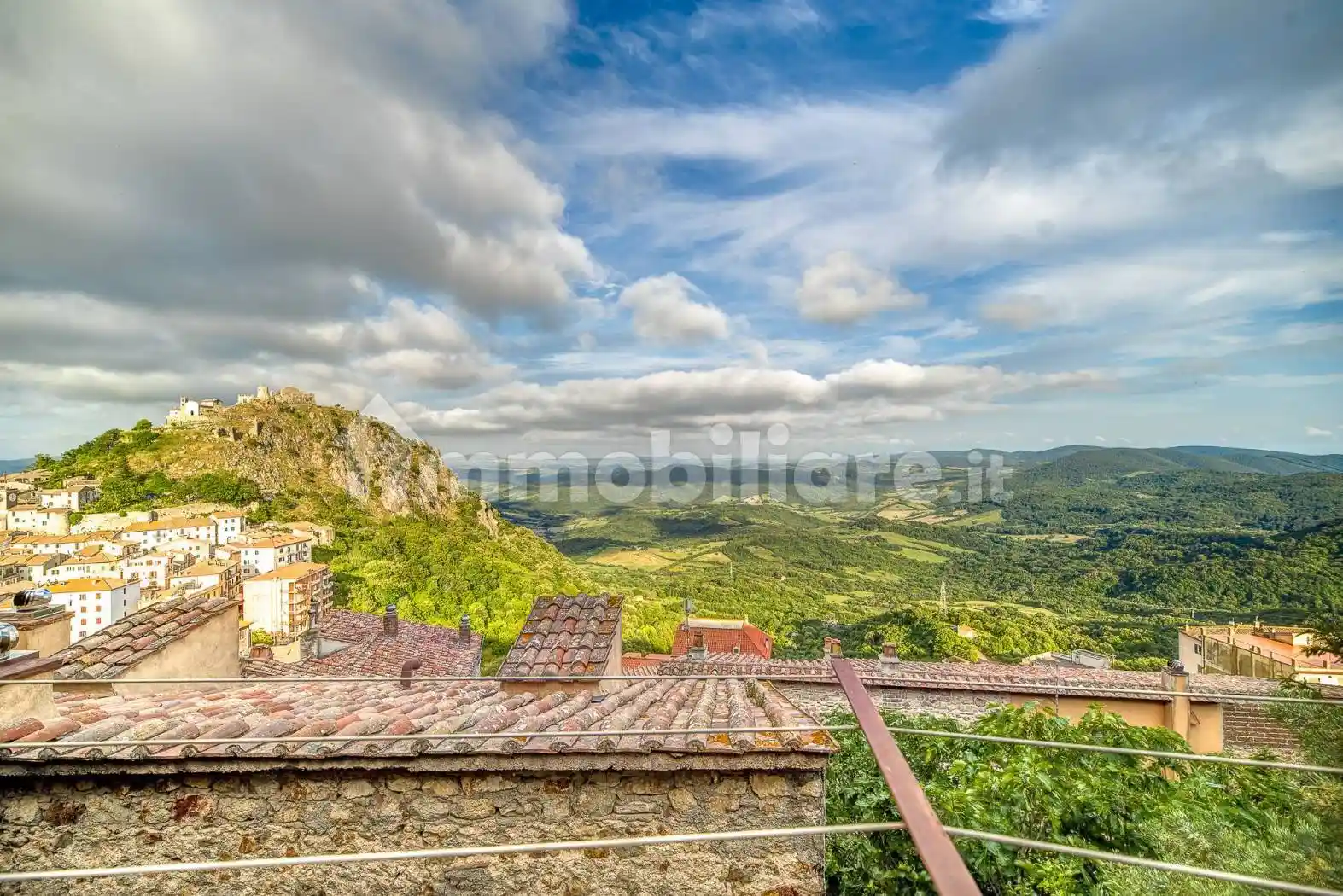 Appartamento in vendita a Tolfa