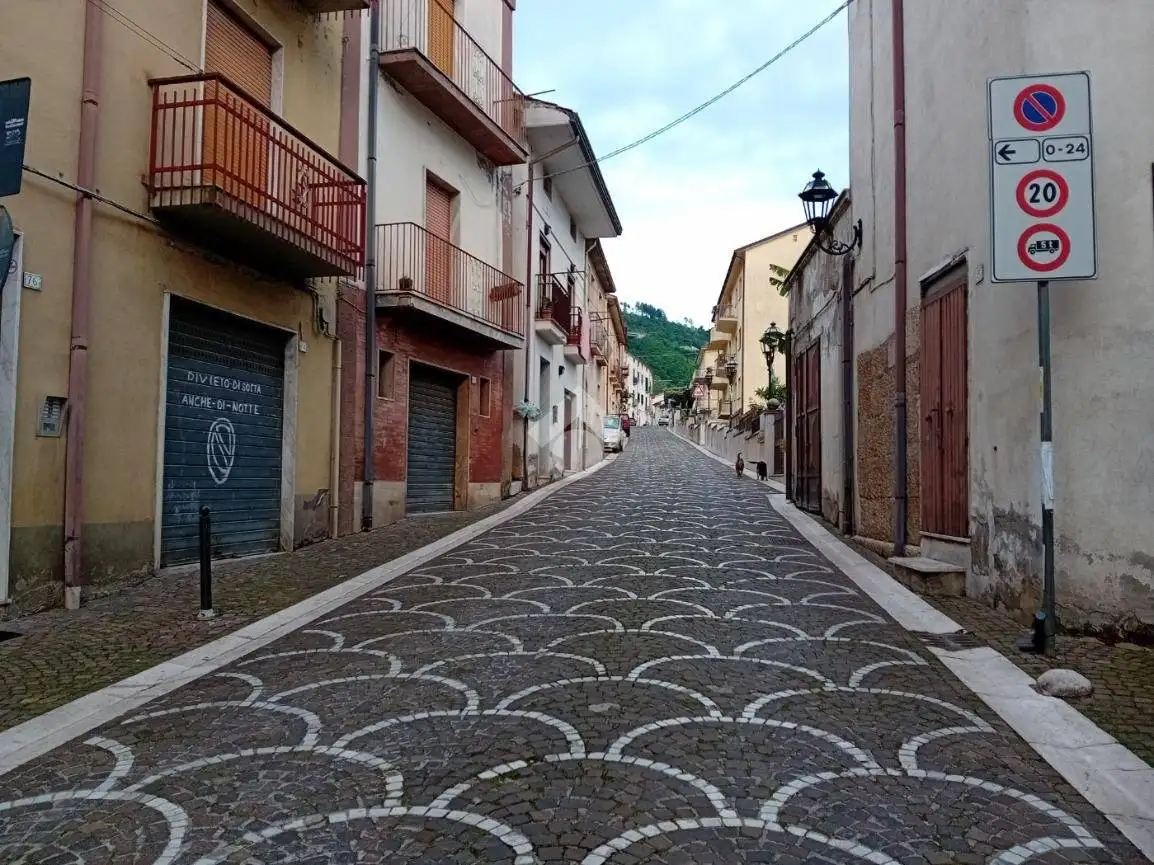 Casa indipendente in vendita a Salza Irpina