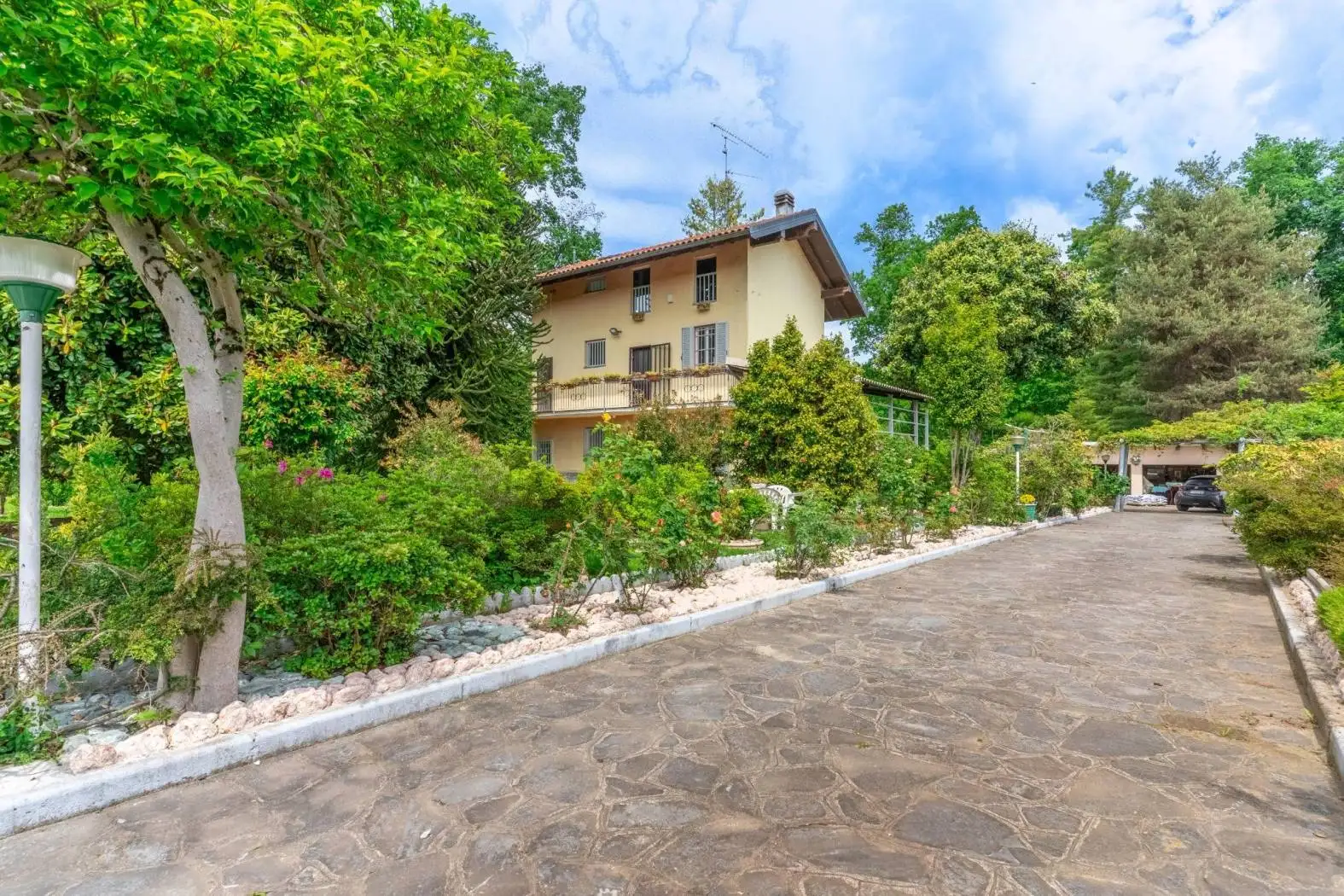 Villa in vendita a Gattico-Veruno