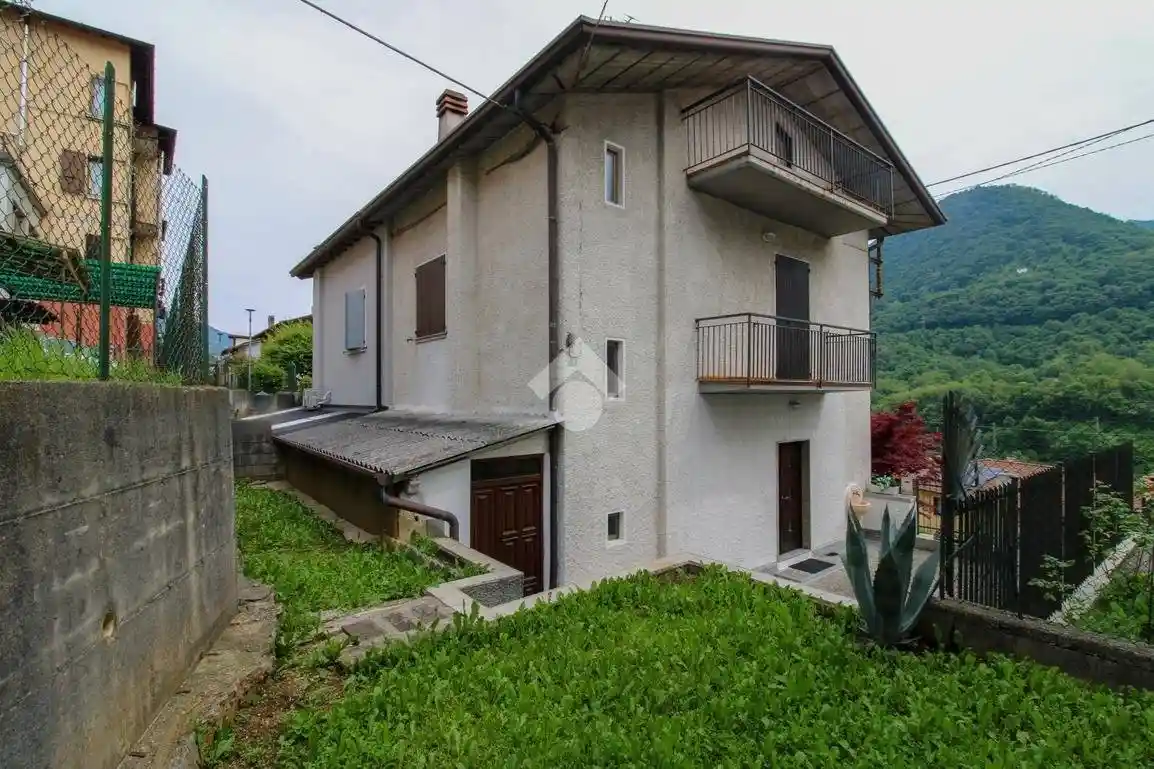 Villa in vendita a Lumezzane