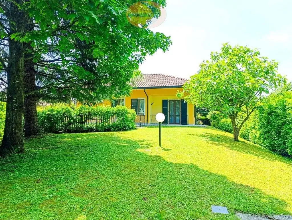 Villa unifamiliare via Garibaldi, Centro, Barzanò - foto 2