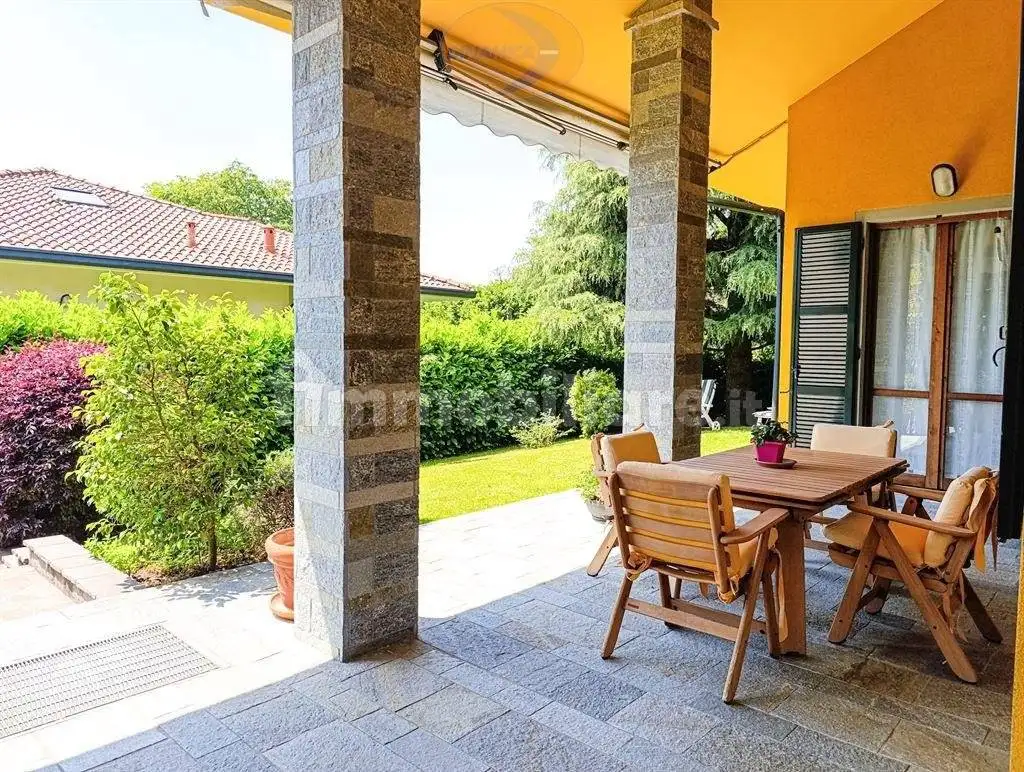 Villa unifamiliare via Garibaldi, Centro, Barzanò - foto 3