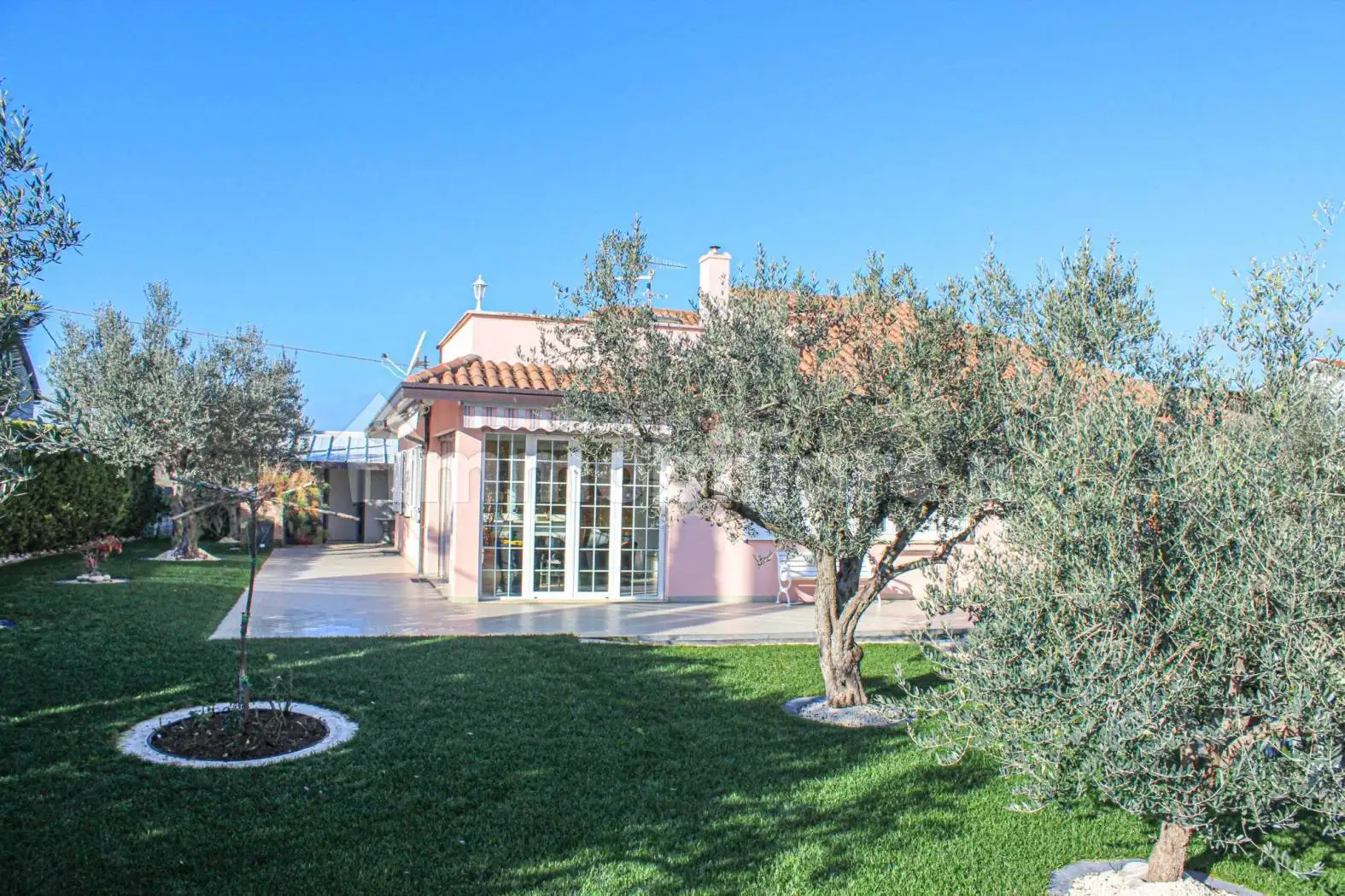 Villa in vendita a Filetto