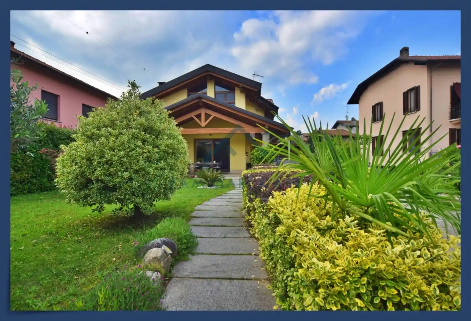 Villa in vendita a Besozzo