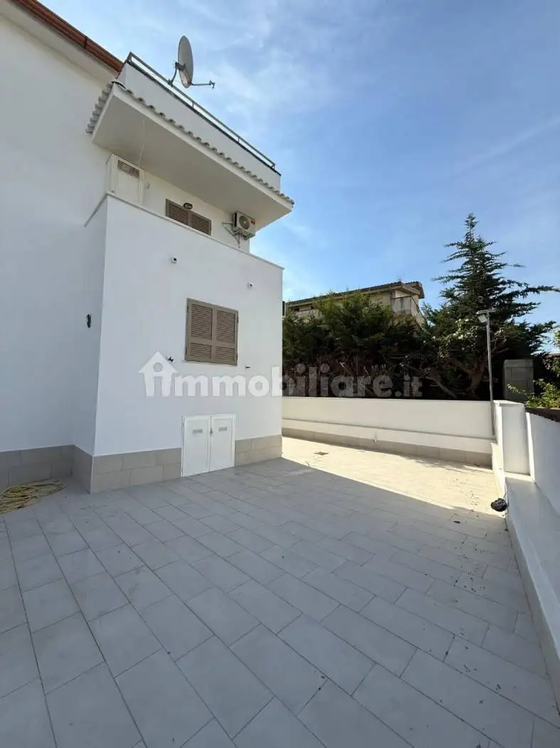 Villa in affitto a Giugliano in Campania