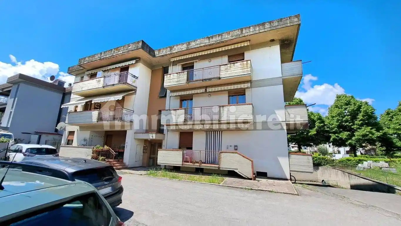 Appartamento in vendita a Cavriglia