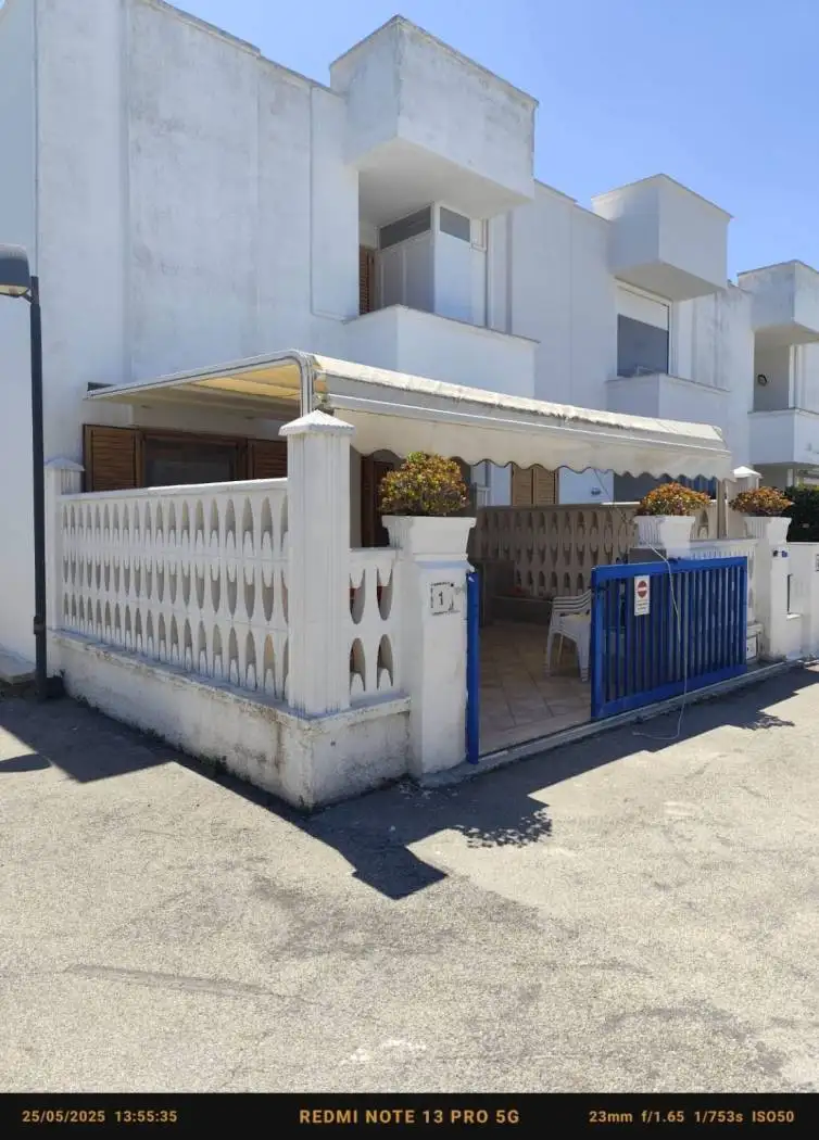 Villa a schiera via Petrolla 22, Ostuni Costa, Ostuni - foto 2