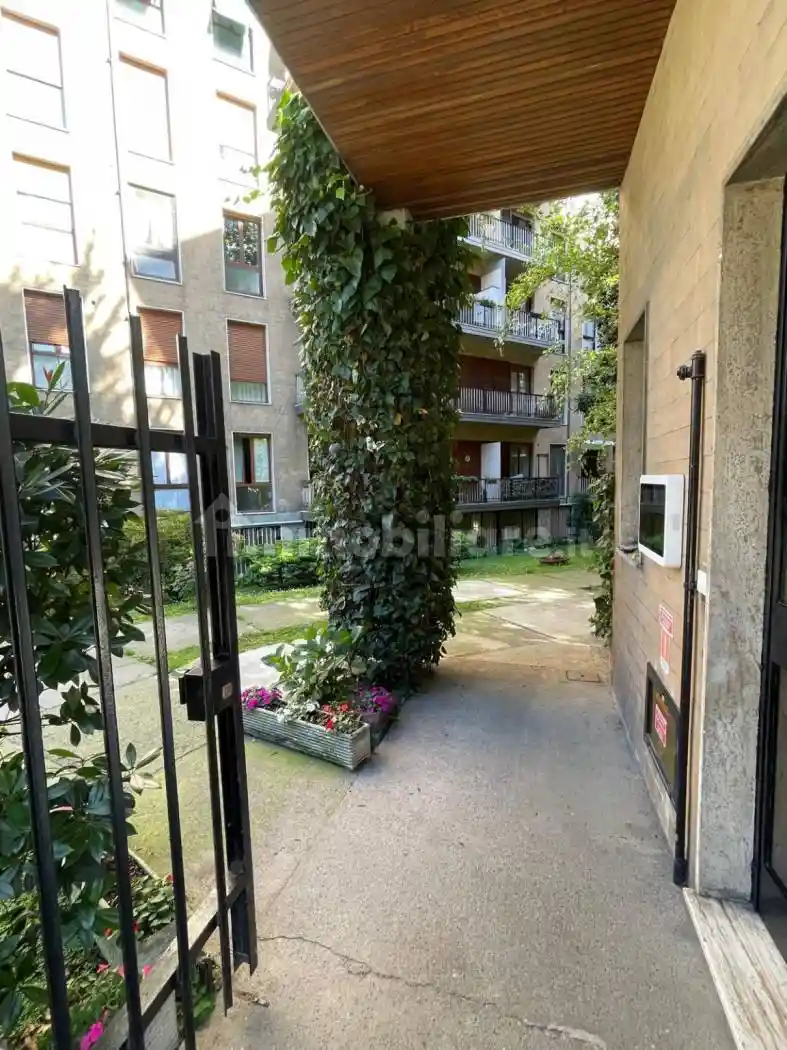 Monolocale via Lorenteggio 39, Giambellino, Milano - foto 3